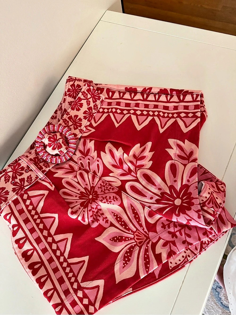 Farm Floral High-Waist Shorts in Red & Pink Waist 28 Like New